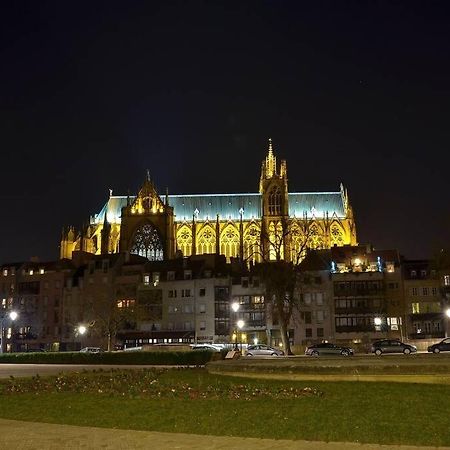La Chambre Noire Au Coeur De Metz Esterno foto