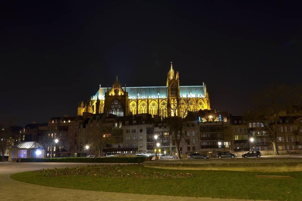 La Chambre Noire Au Coeur De Metz Esterno foto