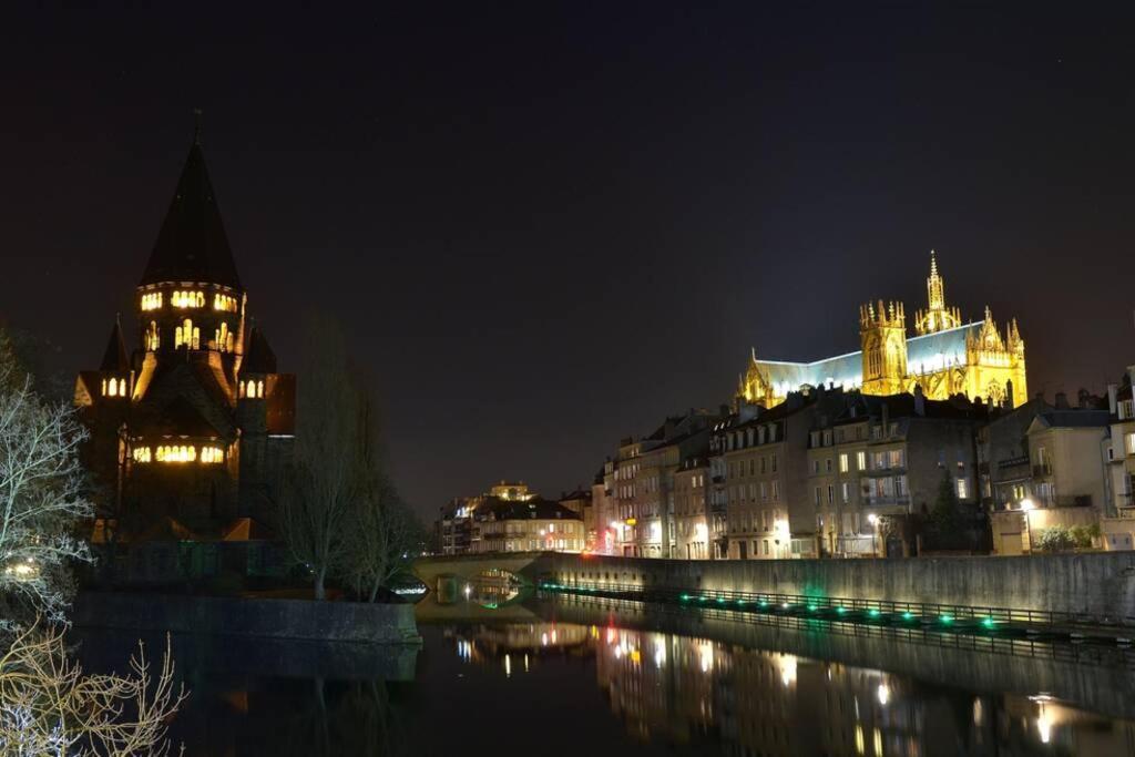 La Chambre Noire Au Coeur De Metz Esterno foto