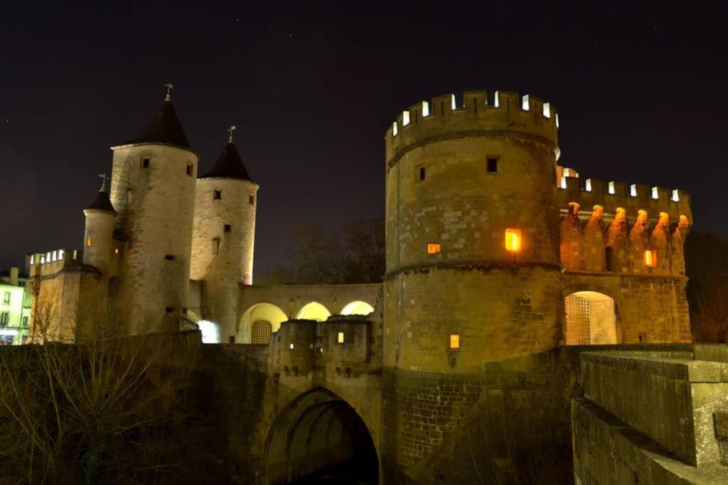 La Chambre Noire Au Coeur De Metz Esterno foto
